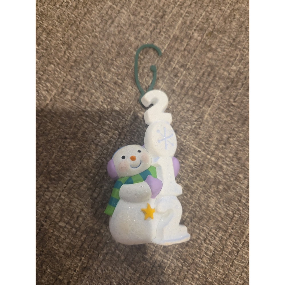 Hallmark Keepsake Ornament Snowman 2012… No Box‎